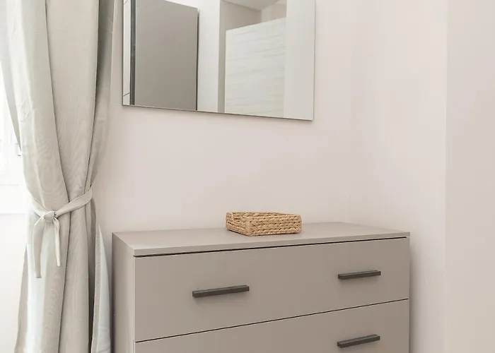 Rosa House Free Wifi, Ac דירה ג'נובה